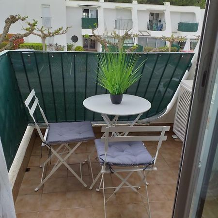 Studio De 25M2 Tout Equipe A 250M Du Bord De Mer La Grande Motte Bagian luar foto