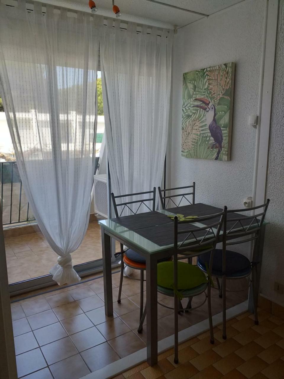 Studio De 25M2 Tout Equipe A 250M Du Bord De Mer La Grande Motte Bagian luar foto